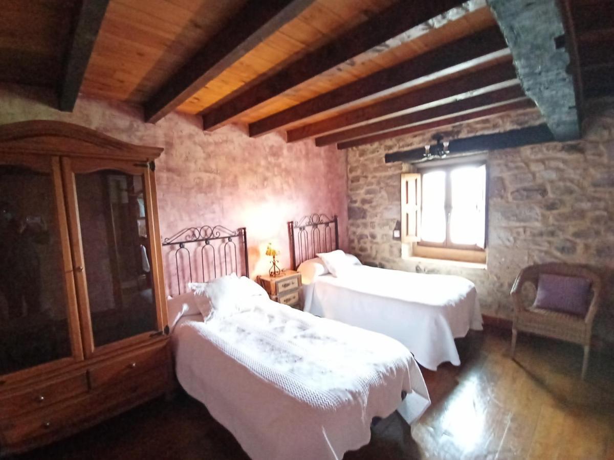 El Espesedo De Cabarceno Guest House Argomilla Exterior photo