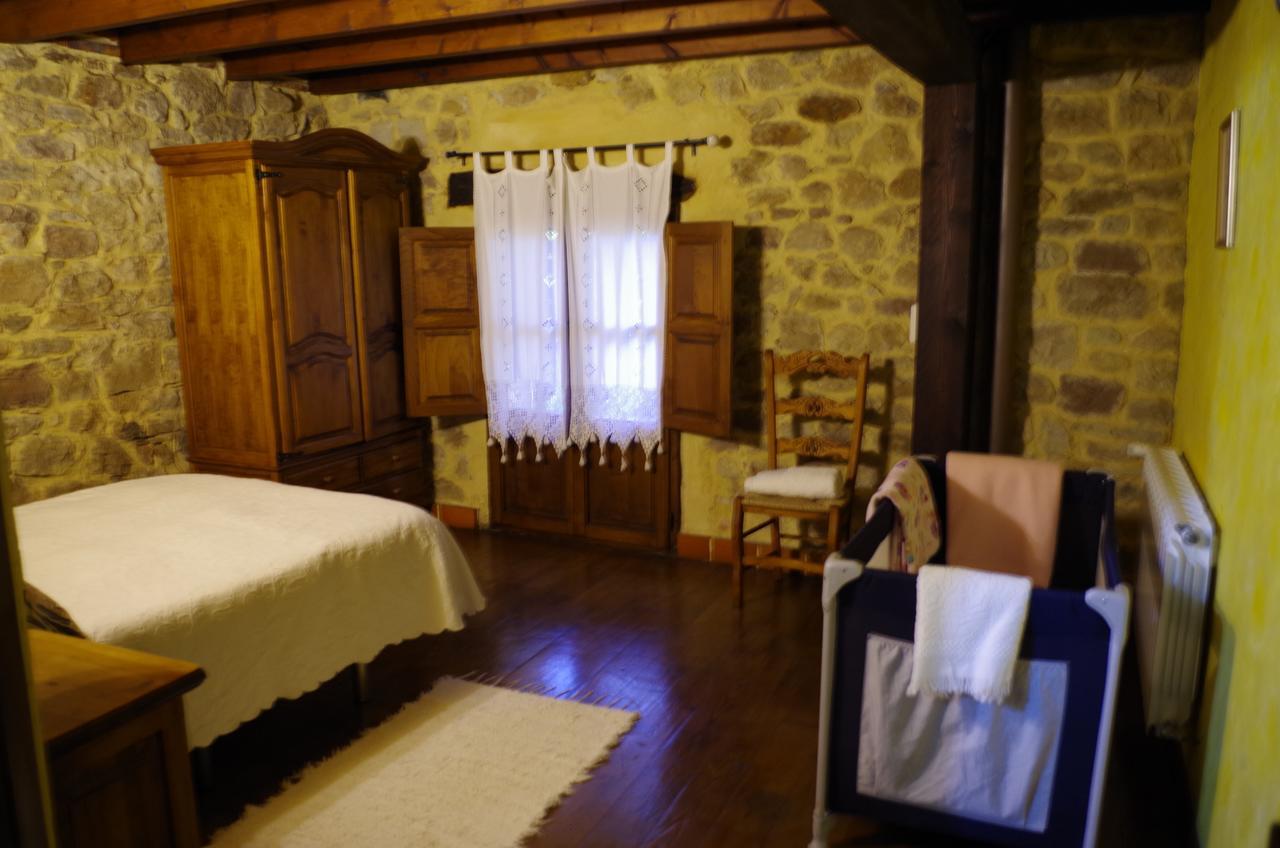 El Espesedo De Cabarceno Guest House Argomilla Exterior photo